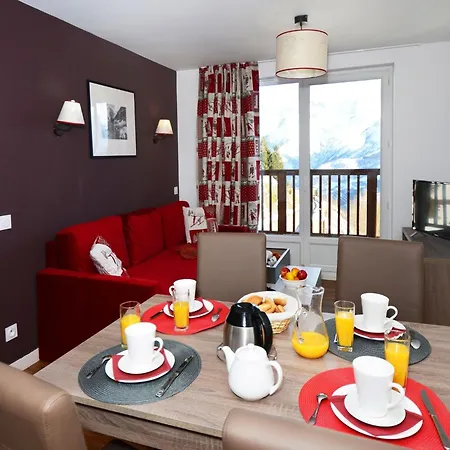 شاليه Alluring With Balcony